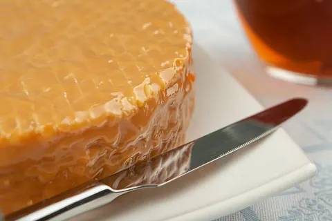 Вафельный торт со сгущенкой